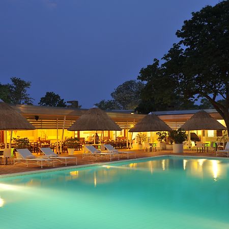 Cresta Sprayview Victoria Falls Exterior foto