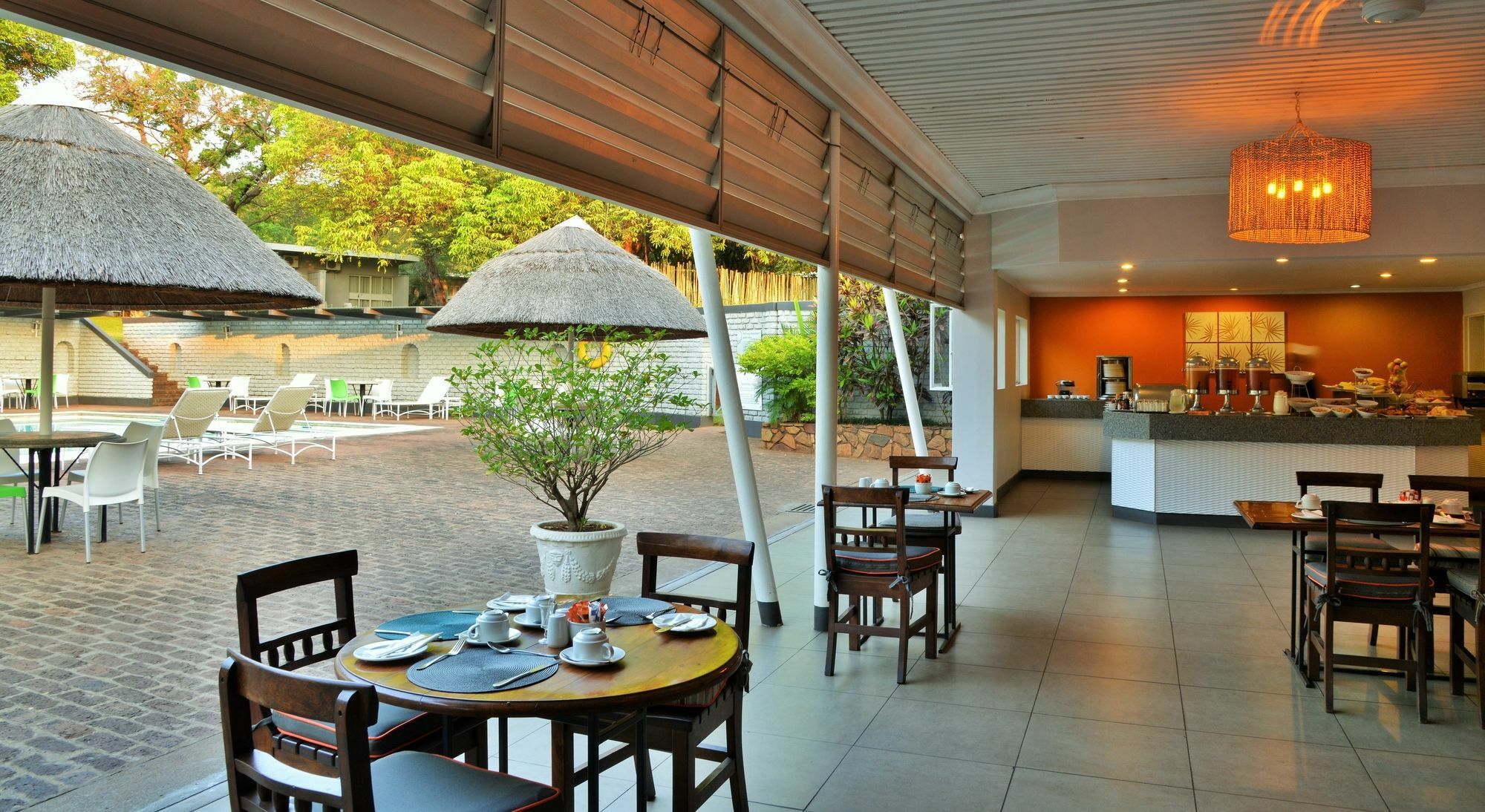 Cresta Sprayview Victoria Falls Exterior foto